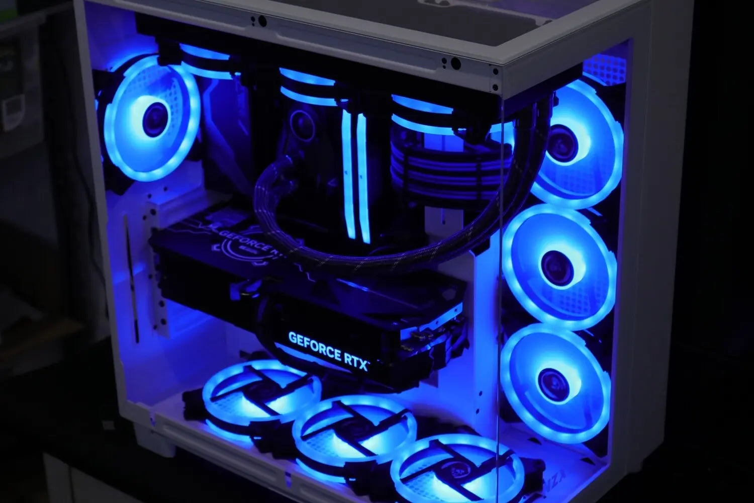 Jai's H9 Blue and White Build (i7 14700KF + RTX 4070Ti) Lakes Custom Computers