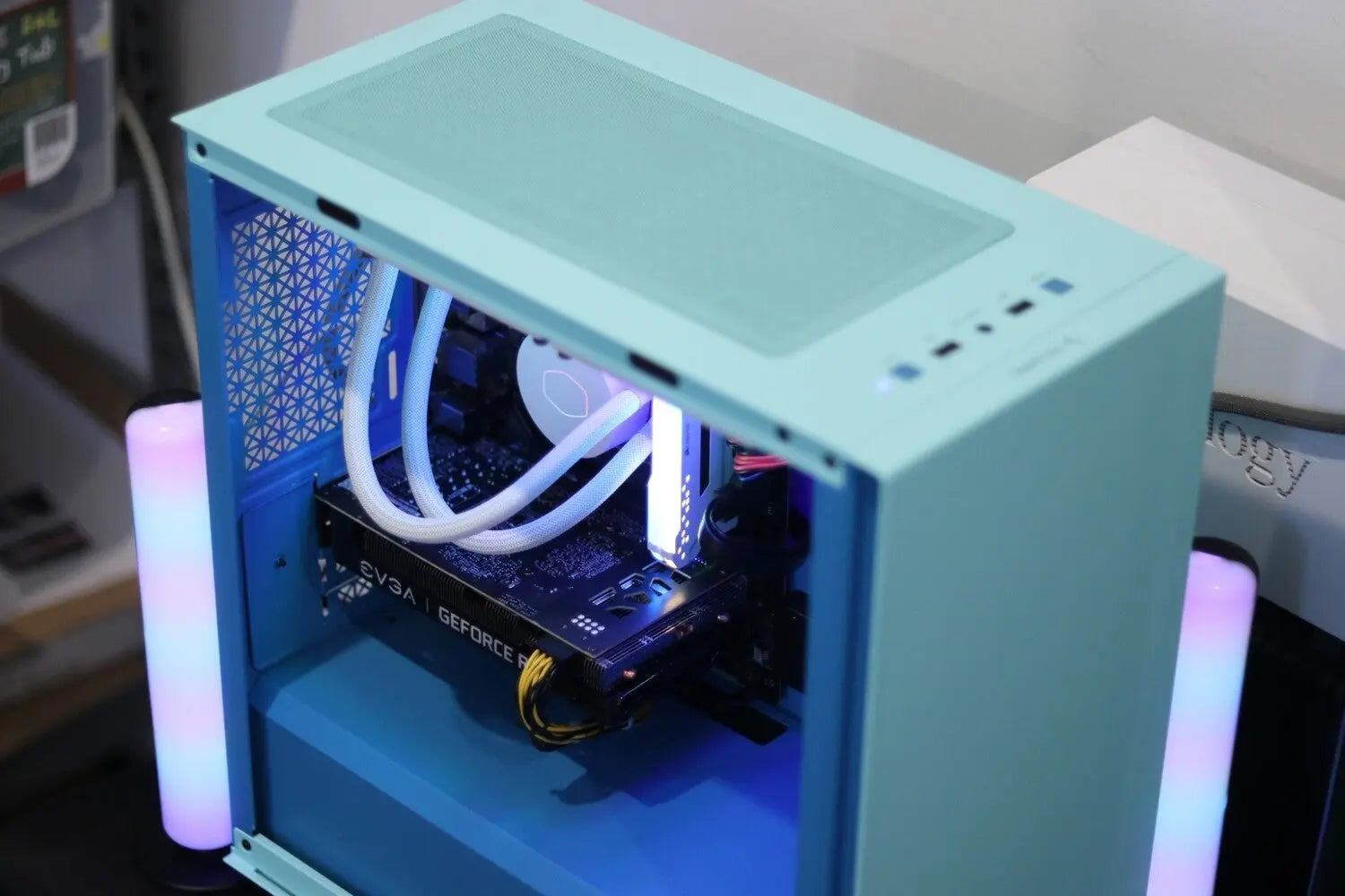 Yanawut's Mint Green Intel PC (i5 12400F + RTX 3060) Lakes Custom Computers